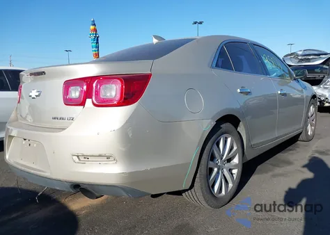 2015 Chevrolet Malibu 1Lz z USA, uszkodzony, nr VIN 1G11F5SL8FF336808